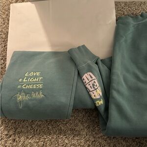 Teal Graphic Sweatshirt